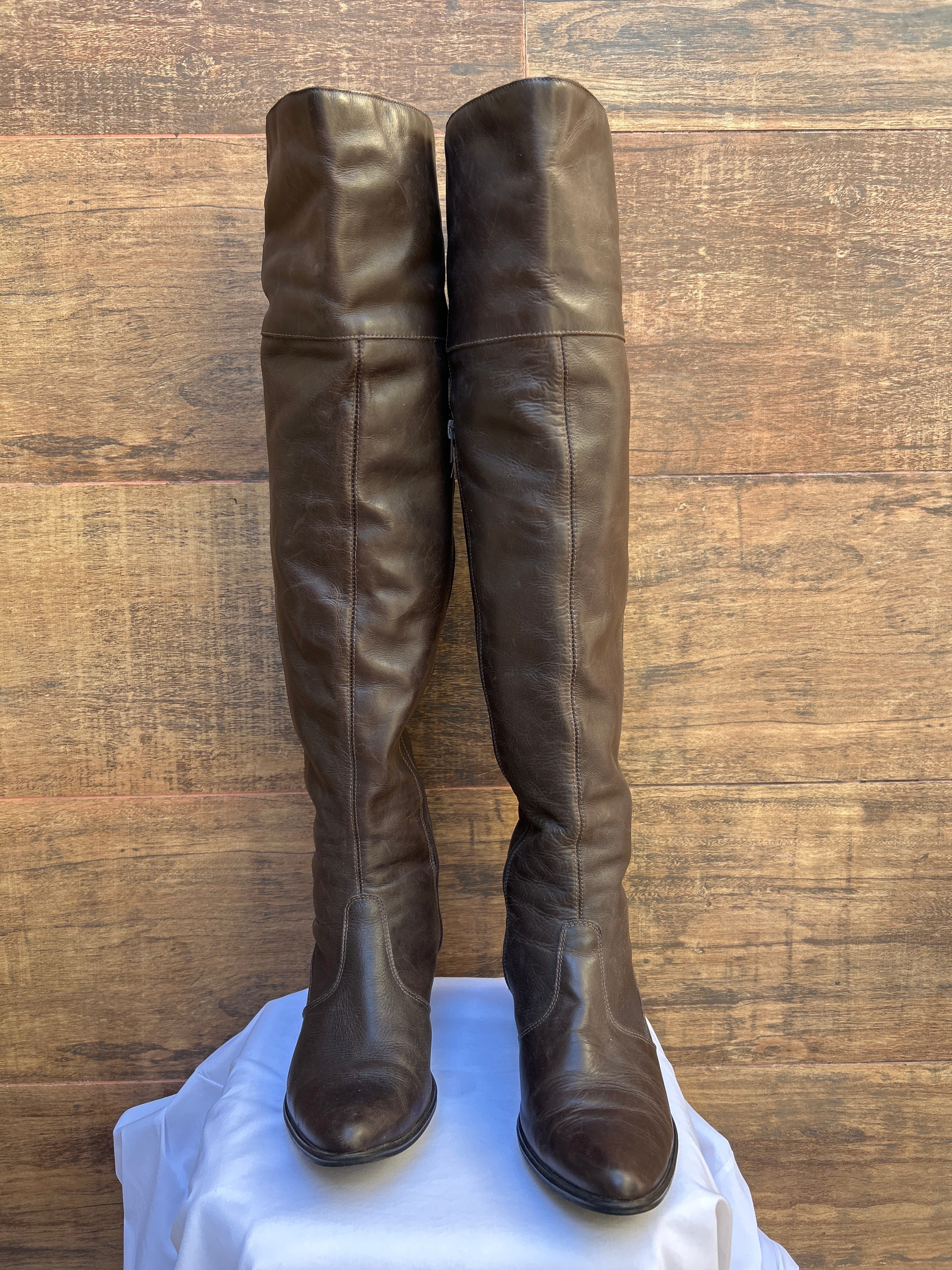 Bota Cano Alto Couro Tam 38