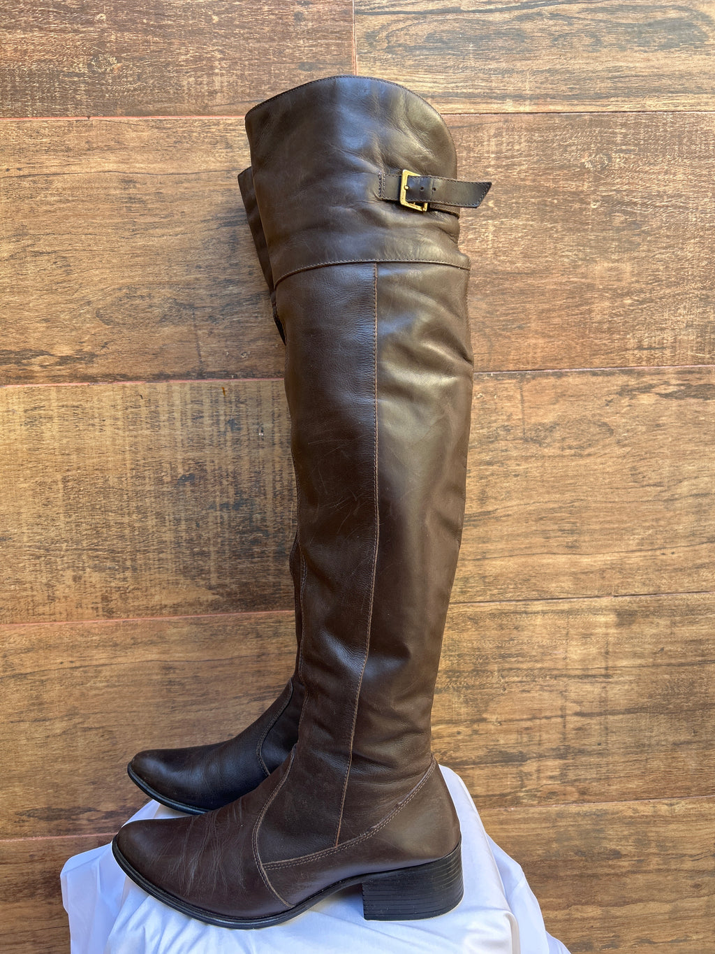 Bota Cano Alto Couro Tam 38