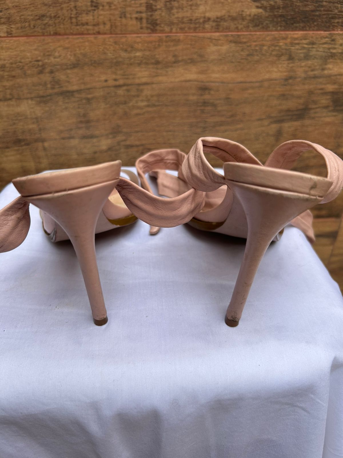 Sandália Schutz Rosa – Delicadeza com Estilo - Nr 38