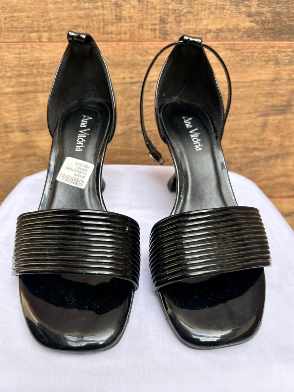 Sandália Ana Vitória – Nr. 38